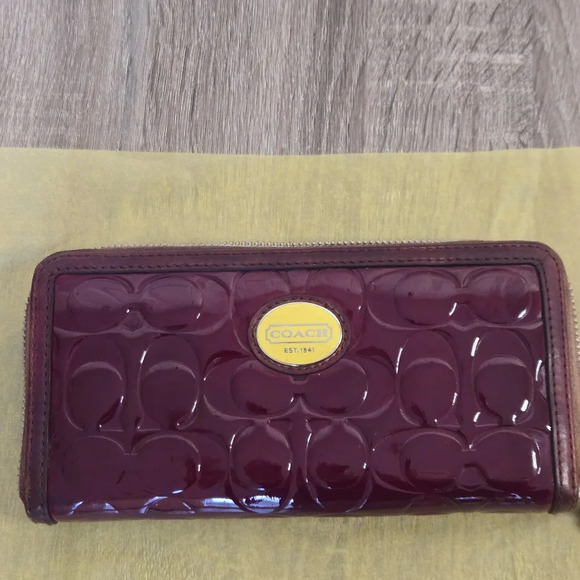 Coach Handbags - Coach Patent leather wallet